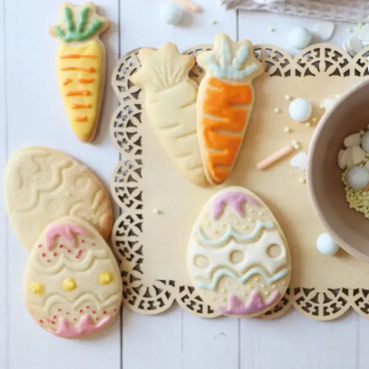 SCRAPCOOKING 2 Emporte Pièces avec Ejecteur Pâques Sale