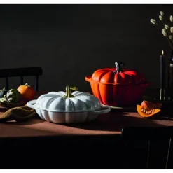 LE CREUSET Cocotte en Fonte Citrouille 24 cm Volcanique