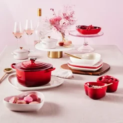 LE CREUSET Cocotte en Fonte Cœur 20 cm Cerise Outlet
