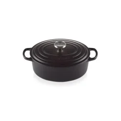 LE CREUSET Cocotte en fonte Ovale 33 cm Noir mat Signature