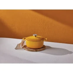 LE CREUSET Cocotte en fonte Ronde 24 cm Nectar Signature New