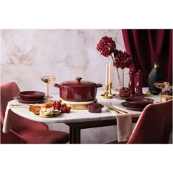 LE CREUSET Cocotte en Fonte Ronde 20 cm Garnet Bouton Doré Signature New