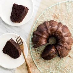 NORDIC WARE Moule à Gâteau Bundt Anniversaire Gold 1,5 L Hot