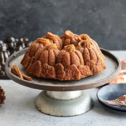 NORDIC WARE Moule à Gâteau Bundt Citrouille Bronze Online