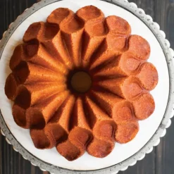 NORDIC WARE Moule à Gâteau Bundt Couronne Gold Clearance