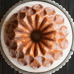 NORDIC WARE Moule à Gâteau Bundt Couronne Gold Clearance