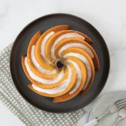 NORDIC WARE Moule à Gâteau Bundt Héritage 1,5 L Gold New