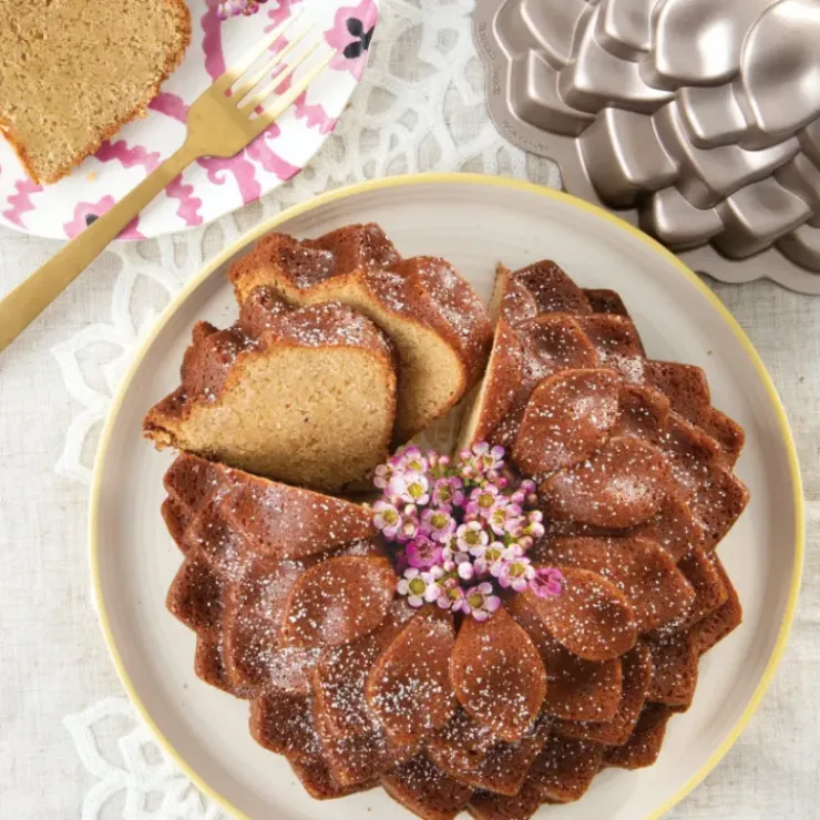 NORDIC WARE Moule à Gâteau Bundt Pétales de Fleur Toffee Best