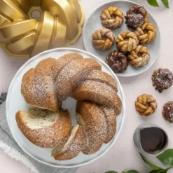 NORDIC WARE Moule à Gâteau Bundt Torsadé Gold Hot