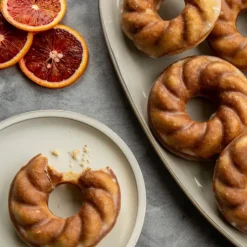NORDIC WARE Moule à Gâteaux Donuts Torsadés (x6) Pro Cast Hot