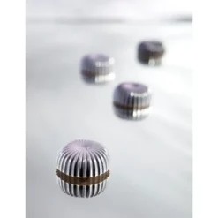 CHOCOLATE WORLD Moule Chocolat Demi Sphère Plissée Evasée 30,5 mm (x21) Clearance