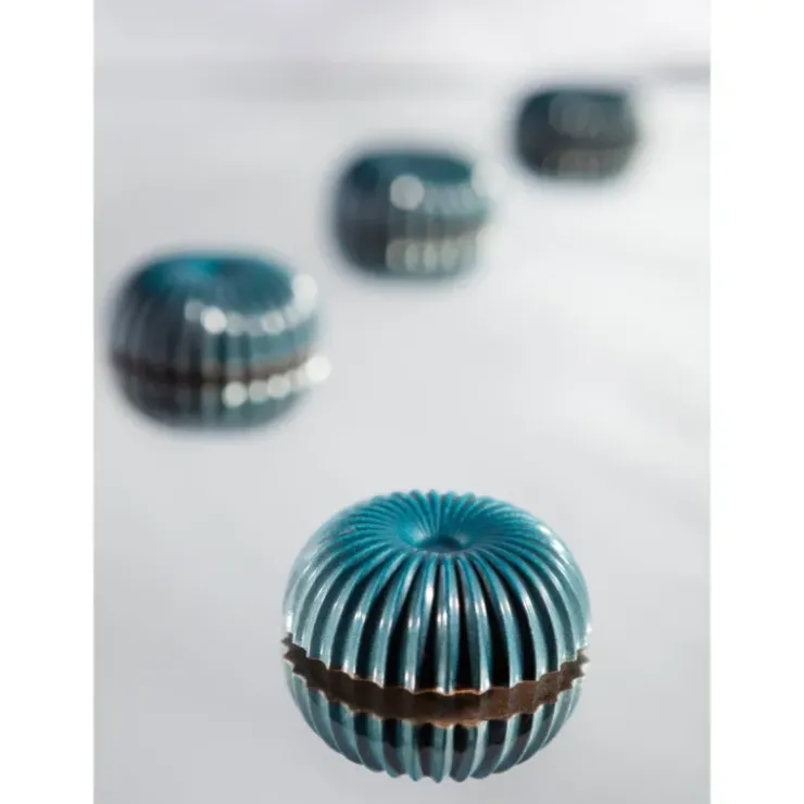 CHOCOLATE WORLD Moule Chocolat Demi Sphère Plissée Evasée 46,5 mm (x10) Discount