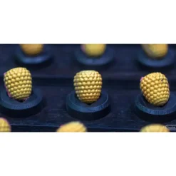 CHOCOLATE WORLD Moule Chocolat Patrick De Vries Hybritage Raspberry 29,5 mm (x24) Clearance