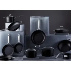 LE CREUSET Poêle 30 cm Anti-Adhérente Les Forgées Hot