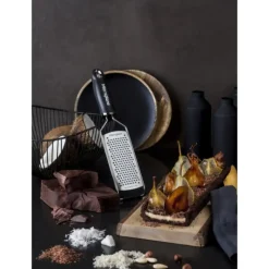 MICROPLANE Râpe Gros Grains Gourmet Noir Discount