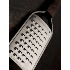 MICROPLANE Râpe Très Gros Grains Master Manche en Bois Online