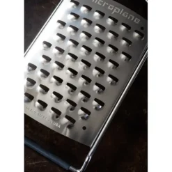 MICROPLANE Râpe Ultra Gros Grains Gourmet Noir Online